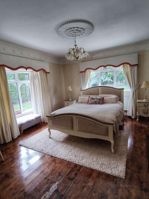 Entire Home At Ballysax House Newpark Bagian luar foto